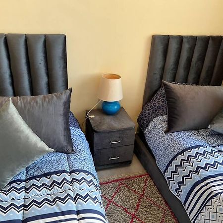Superbe Appartement Proche De Toutes Les Commodite Rabat Esterno foto
