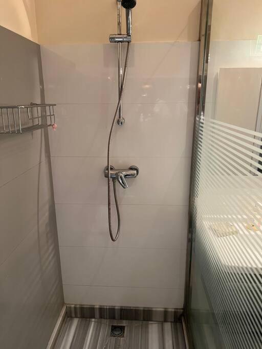 Superbe Appartement Proche De Toutes Les Commodite Rabat Esterno foto